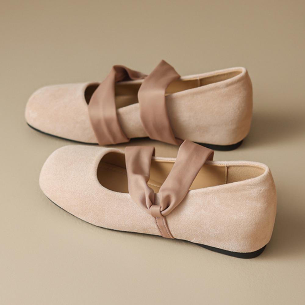 Ballet Flat Women - Flache Mary Janes mit Innenabsatz für