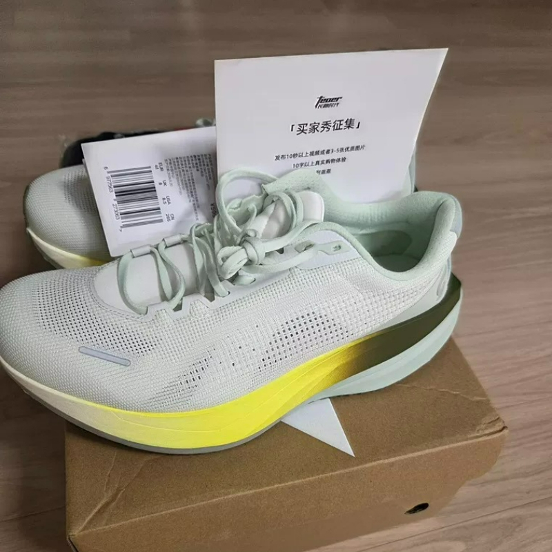 Luxusmarken-Laufschuhe für Män – Women'S Shoes Vs Men'S Bewertung und Preis