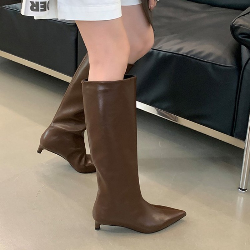 Kitten Heel Temperament Mode S – Wide Fit Heels Bewertung und Preis
